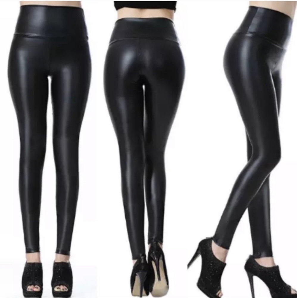 New Black Glossy High-Waisted Women's Leggings, Size Medium